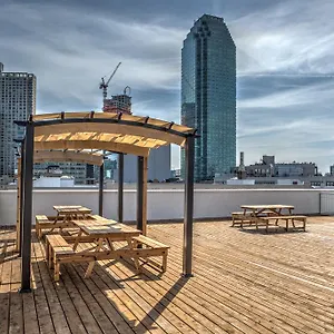 Hotel Lic, New York