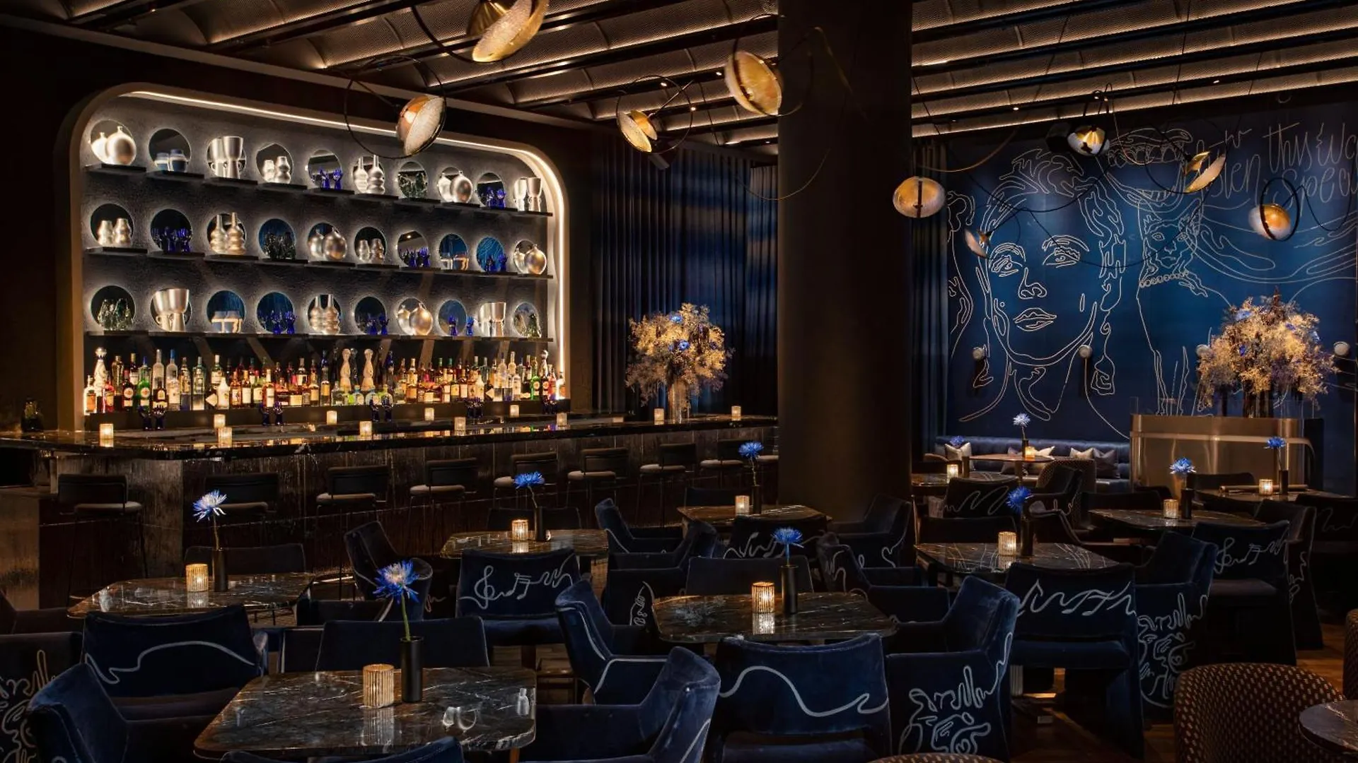 Moxy Nyc Lower East Side New York Hotel