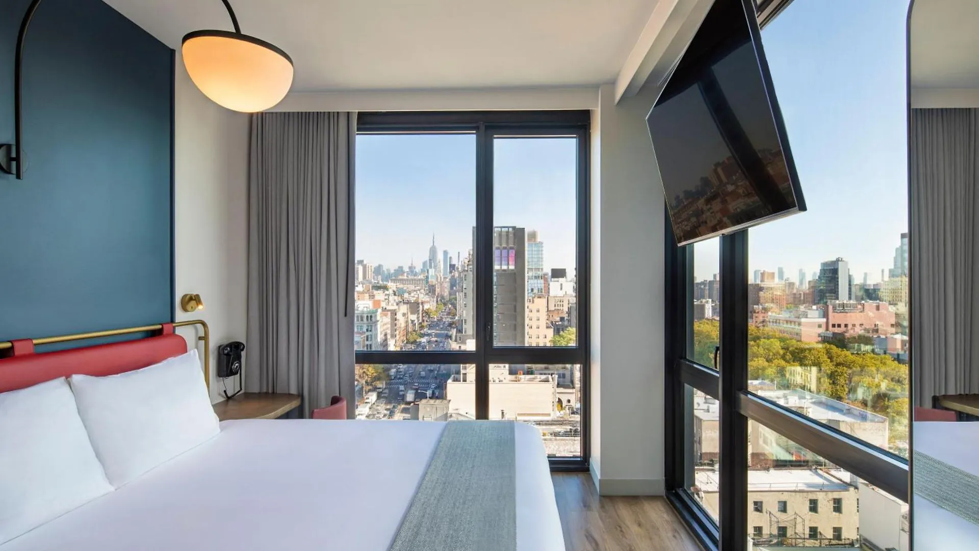 Moxy Nyc Lower East Side New York Hotel